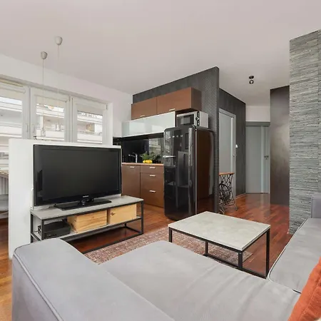 Comfortable With Parking Near Babice Airport By Renters Warsaw